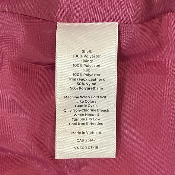 Talbots Lightweight Quilted Raspberry Color Jacket, Size XS - Picture 7 of 7